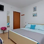 דירה With Wifi - 5555 *