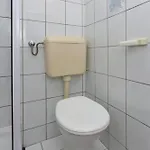 With Wifi - 5555 דירה