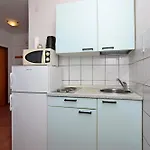 Apartament With Wifi - 5555