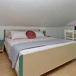 דירה With Wifi - 5555 קריקווניצה