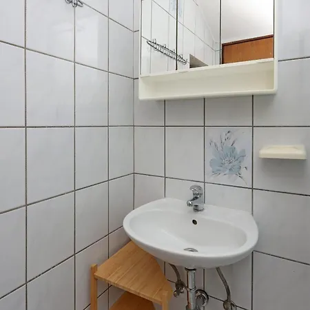 Apartment With Wifi - 5555 *