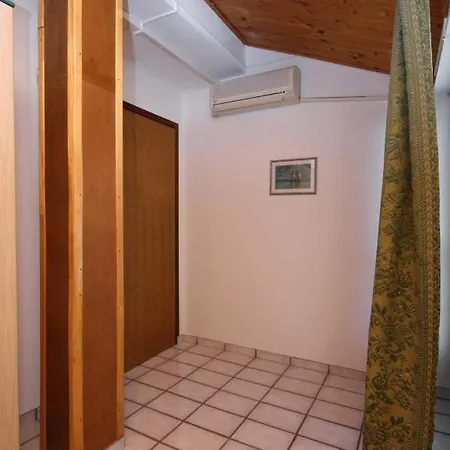 Apartment With Wifi - 5555