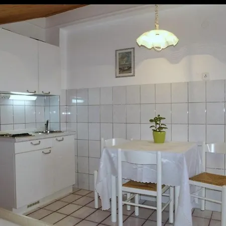 Apartment With Wifi - 5555