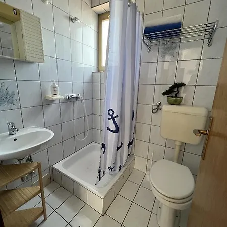 Apartment With Wifi - 5555