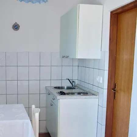 Apartment With Wifi - 5555 *