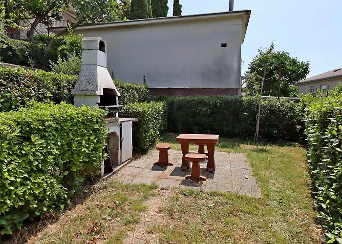 Apartamento With Wifi - 5555 *