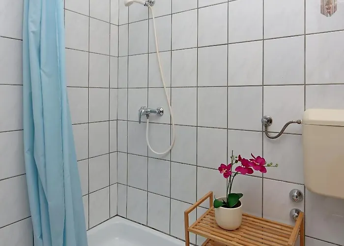 With Wifi - 5555 Apartamento Crikvenica